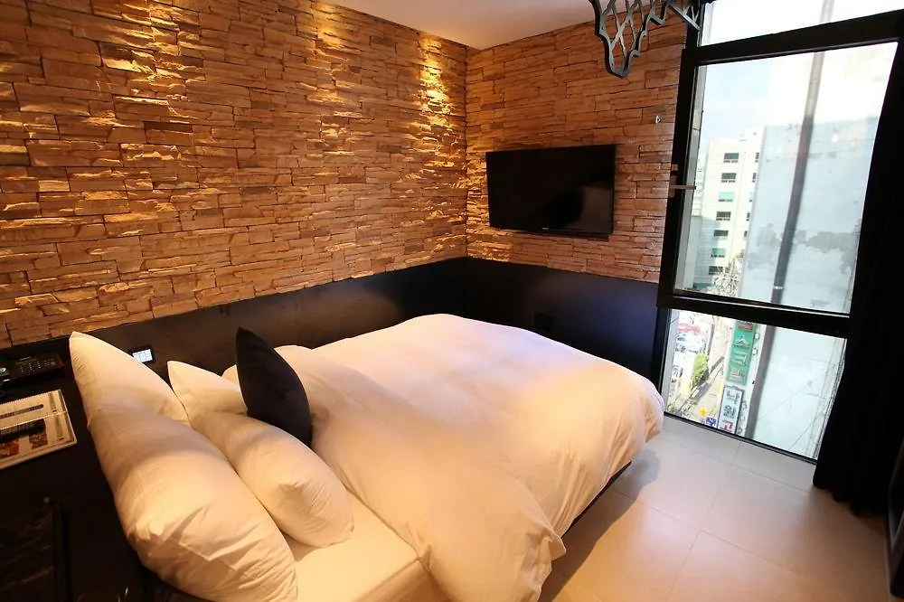 ***  Hotel Cullinan Jongno Seoul South Korea
