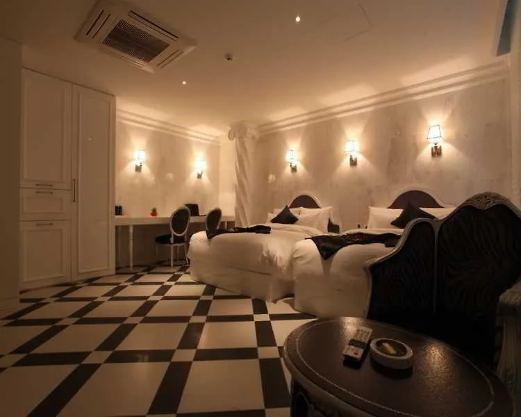 Hotel Cullinan Jongno Seoul 3*,