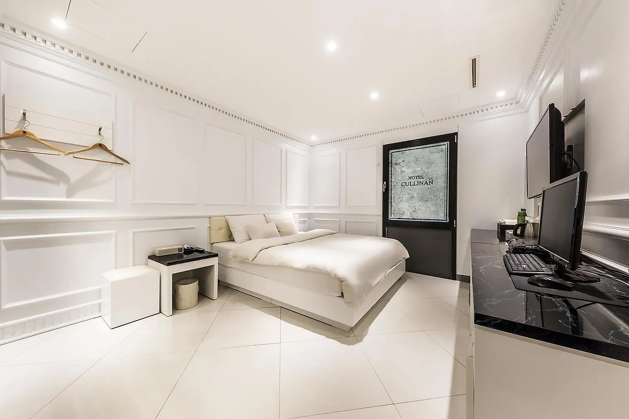 Hotel Cullinan Jongno Seoul South Korea