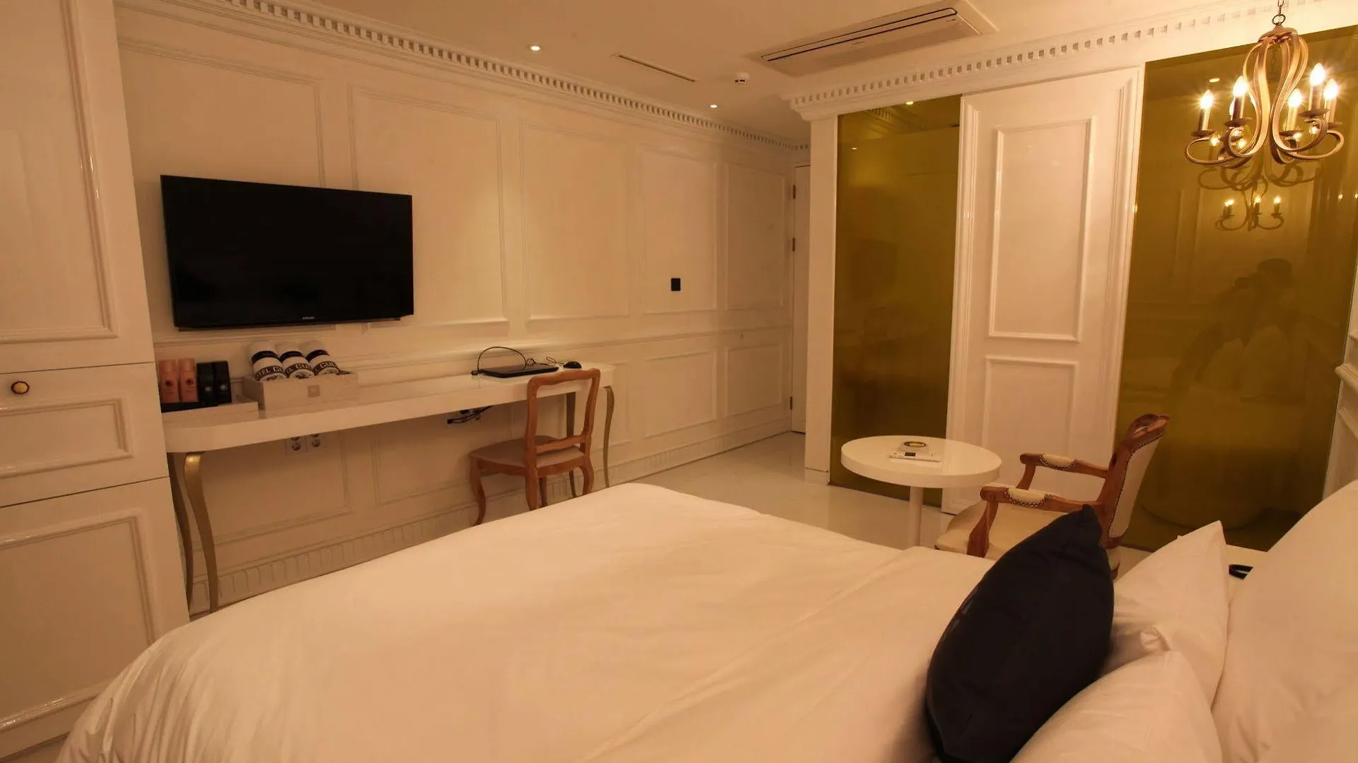 ***  Hotel Cullinan Jongno Seoul South Korea